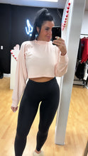 Load image into Gallery viewer, Soft Pink Crop - daxl Boutique
