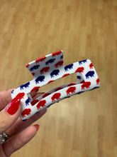 Load image into Gallery viewer, Buffalo Hair Clip - daxl Boutique
