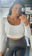 Load image into Gallery viewer, Ribbed Crop - daxl Boutique
